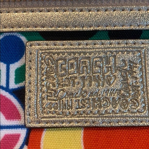 Authentic Coach multi color shoulder/ crossbody💕 - Picture 2 of 16
